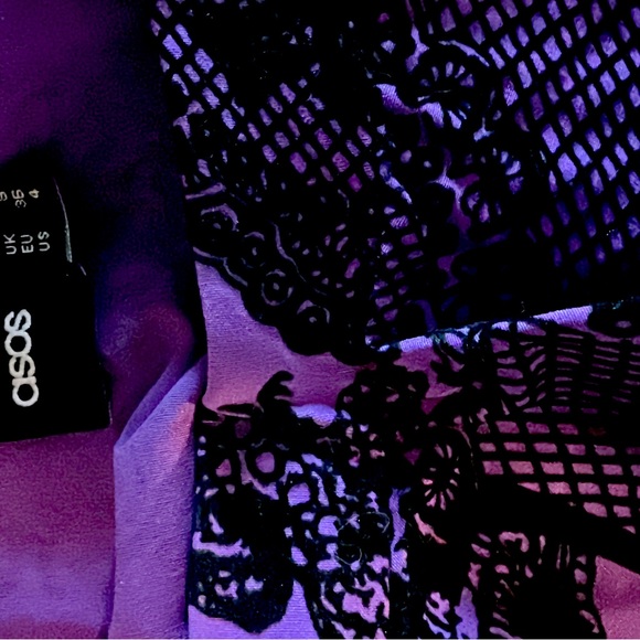 ASOS Asymmetrical Peplum Skirt in Purple Floral Pattern - Size 4 - Picture 2 of 2